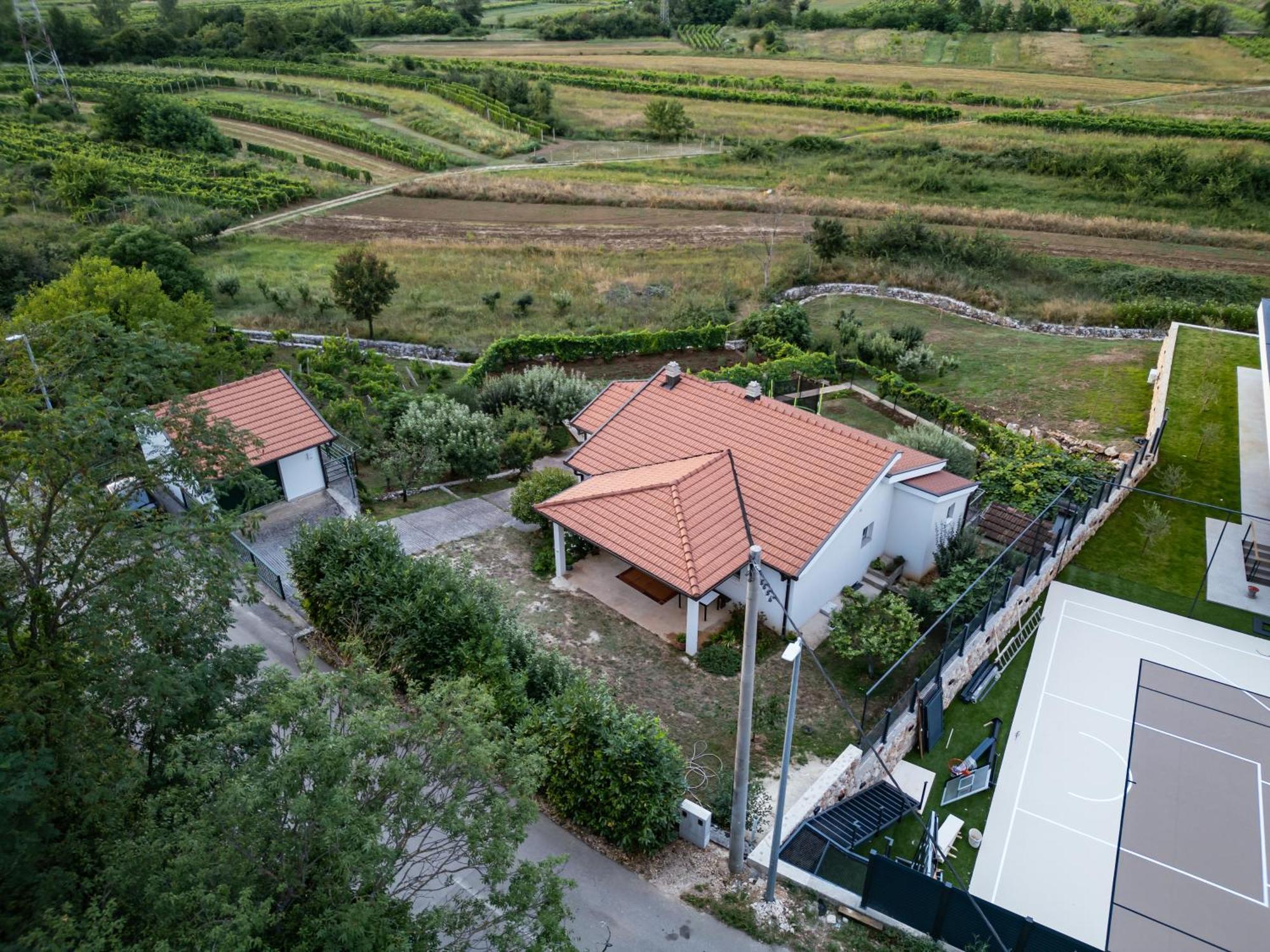 Villa New Holiday House, Near Makarska Grubine Exterior foto